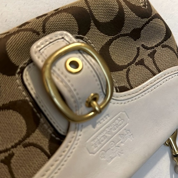 Coach Monogram Wristlet - Picture 14 of 16